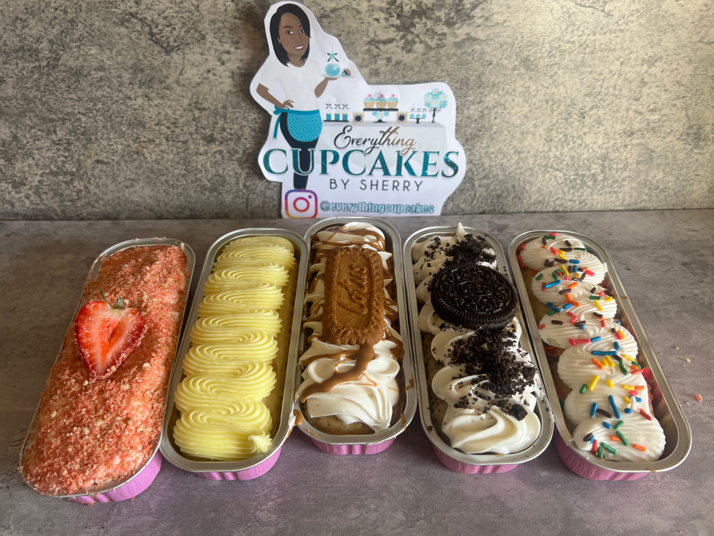 Cake tins